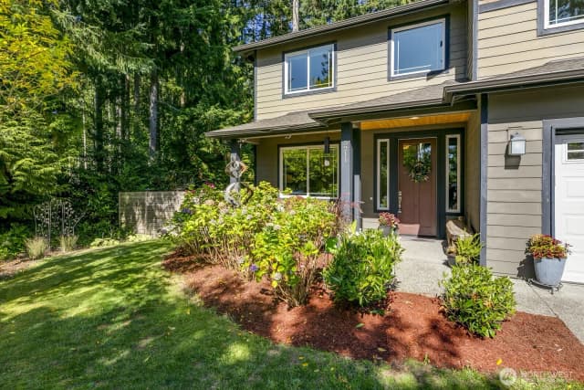 Property photo for 5211 East Drive, Everett photo 5