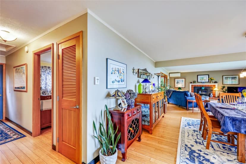 Property photo for 21582 President Point Road Ne, Kingston photo 6