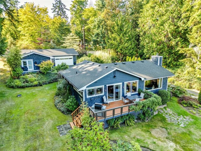 Property photo for 21582 President Point Road Ne, Kingston