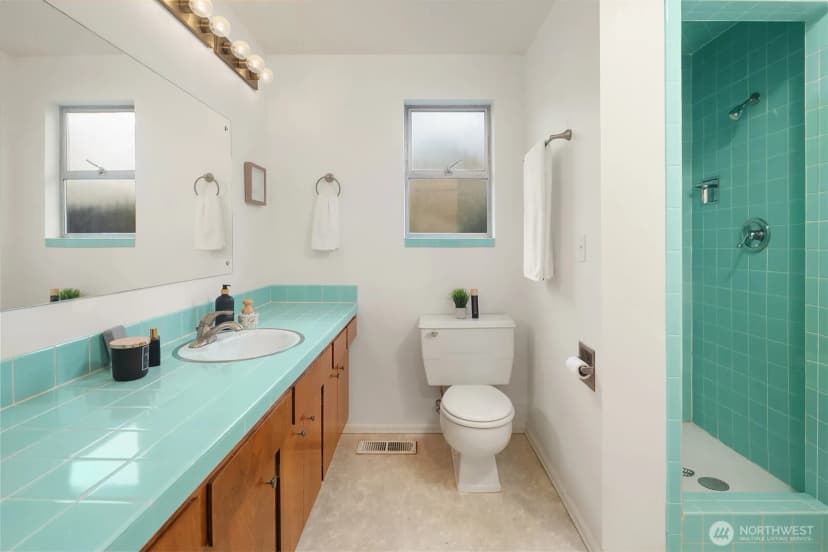Property photo for 7469 174th Street Sw, Edmonds photo 22