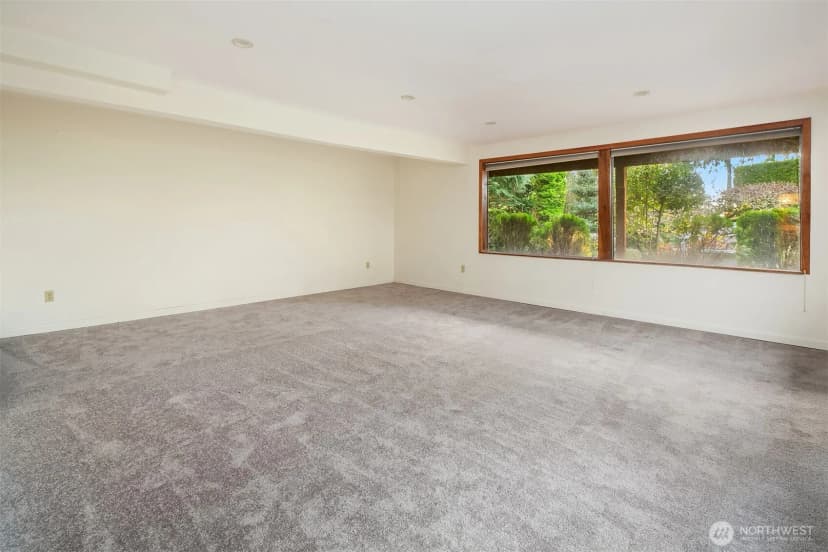 Property photo for 7469 174th Street Sw, Edmonds photo 28