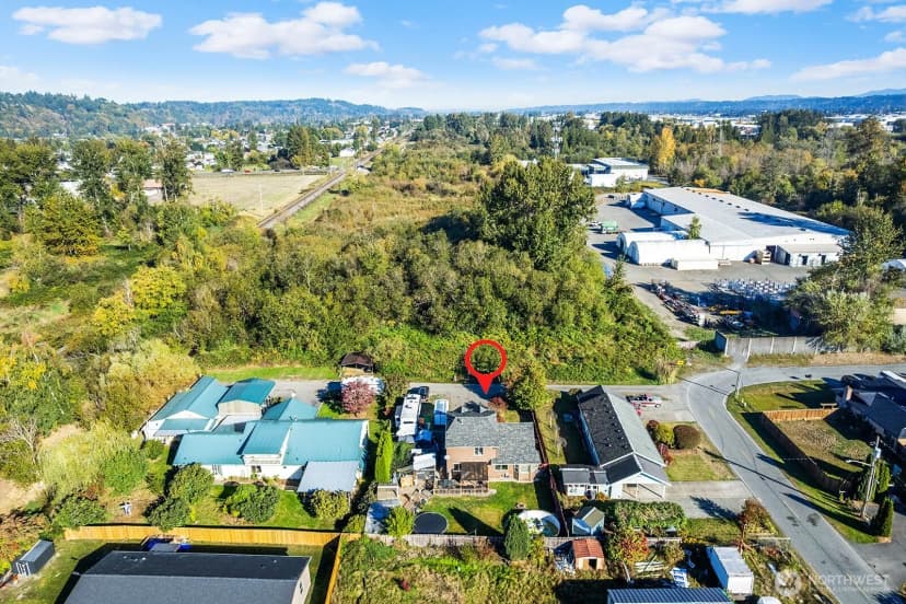 Property photo for 206 1st Avenue E, Pacific photo 35