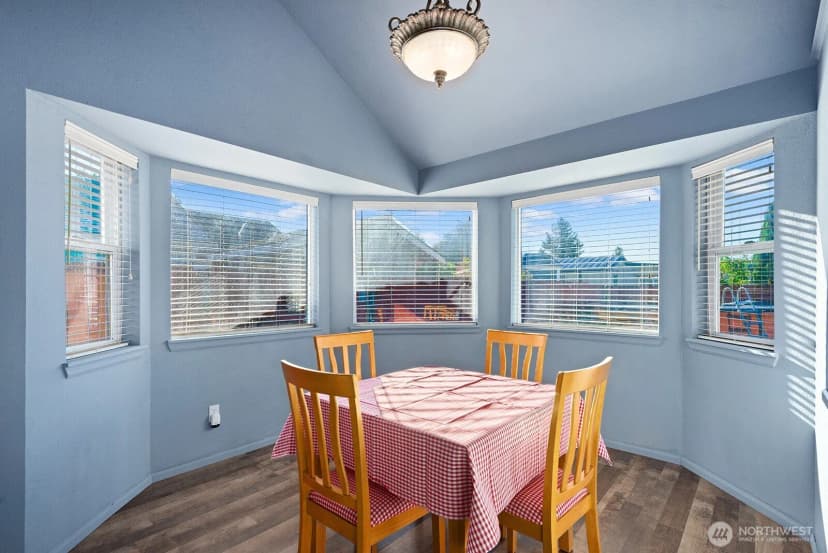 Property photo for 206 1st Avenue E, Pacific photo 7