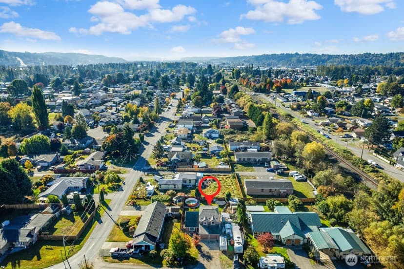 Property photo for 206 1st Avenue E, Pacific photo 31
