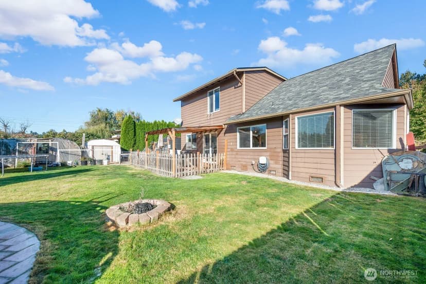 Property photo for 206 1st Avenue E, Pacific photo 26