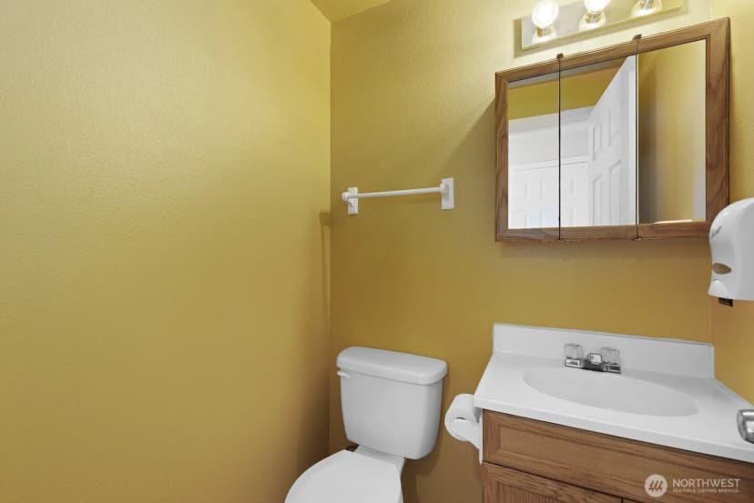 Property photo for 206 1st Avenue E, Pacific photo 16