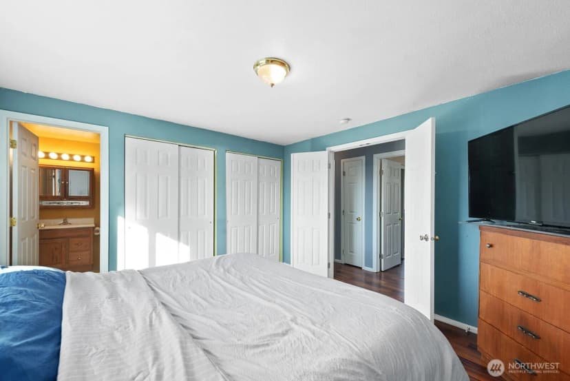 Property photo for 206 1st Avenue E, Pacific photo 19