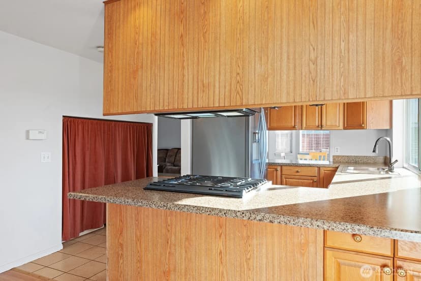 Property photo for 206 1st Avenue E, Pacific photo 10