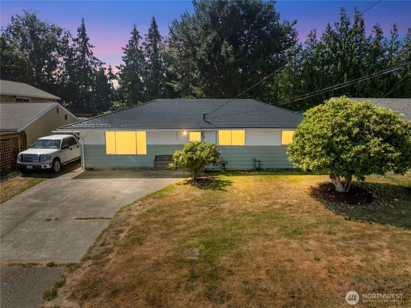 Property photo for 9414 Sharon Drive, Everett photo 3