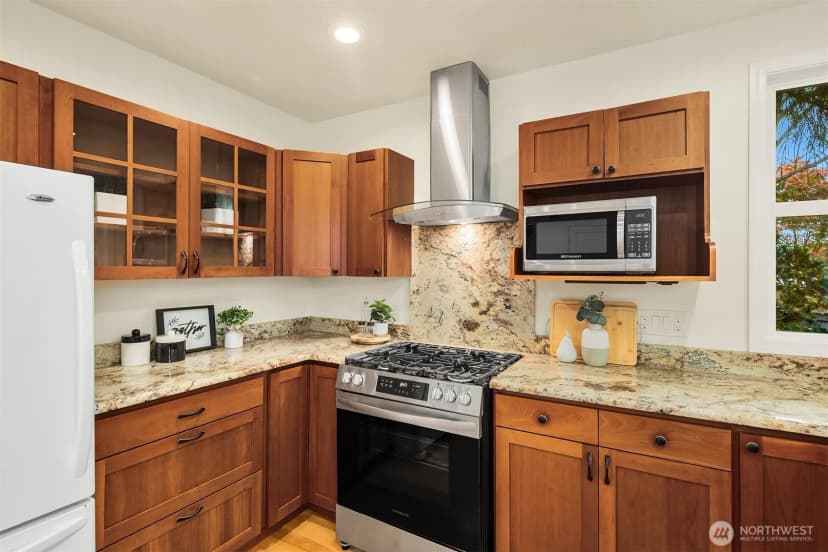 Property photo for 5722 Keystone Place N, Seattle photo 14