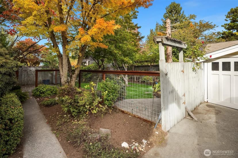 Property photo for 5722 Keystone Place N, Seattle photo 32