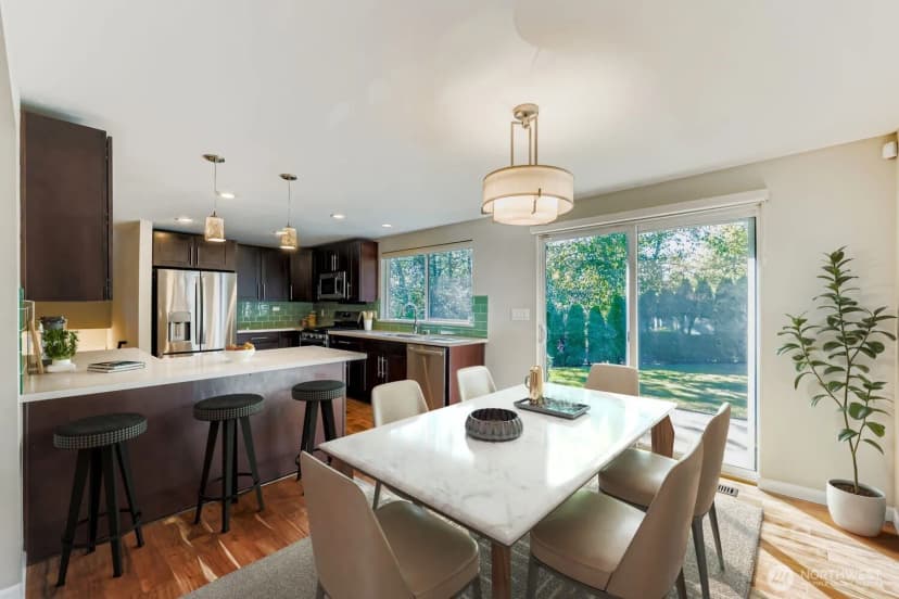 Property photo for 17217 Ne 14th Street, Bellevue photo 10