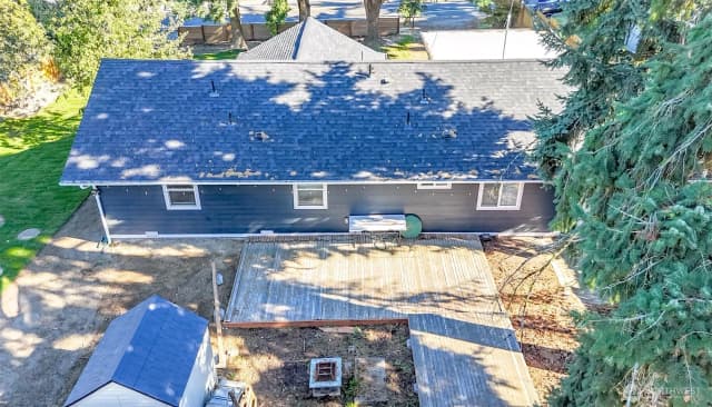 Property photo for 14045 8th Avenue S, Burien photo 4