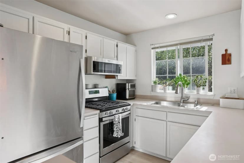 Property photo for 38704 Se Beta Street #6, Snoqualmie photo 4