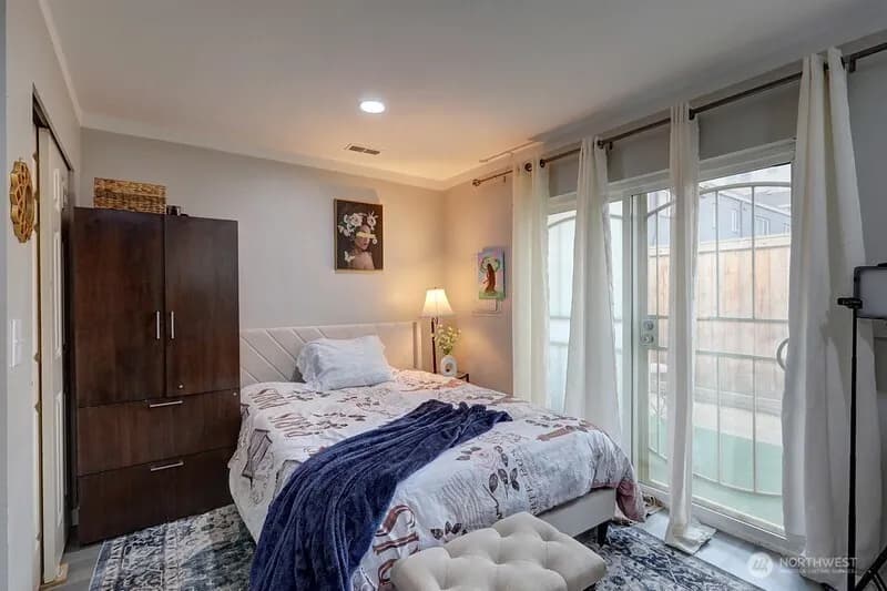 Property photo for 4542 S Henderson Street #a, Seattle photo 14