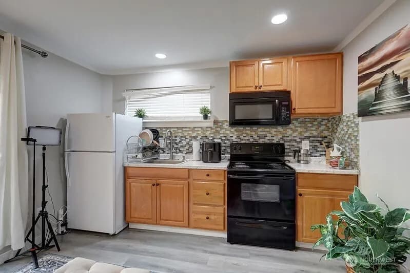 Property photo for 4542 S Henderson Street #a, Seattle photo 15
