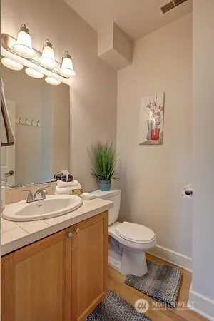 Property photo for 4542 S Henderson Street #a, Seattle photo 8