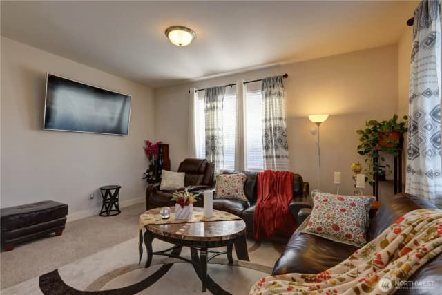 Property photo for 4542 S Henderson Street #a, Seattle photo 2