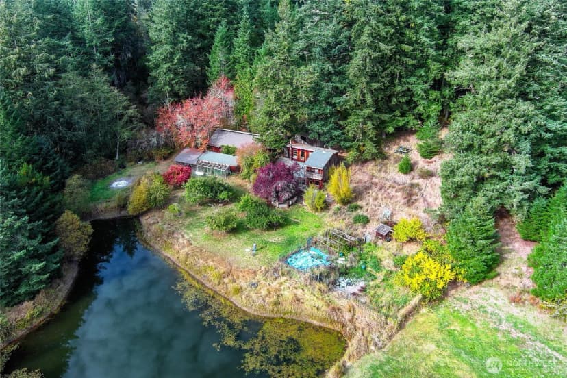 Property photo for 230 Middle Fork Road, Friday Harbor