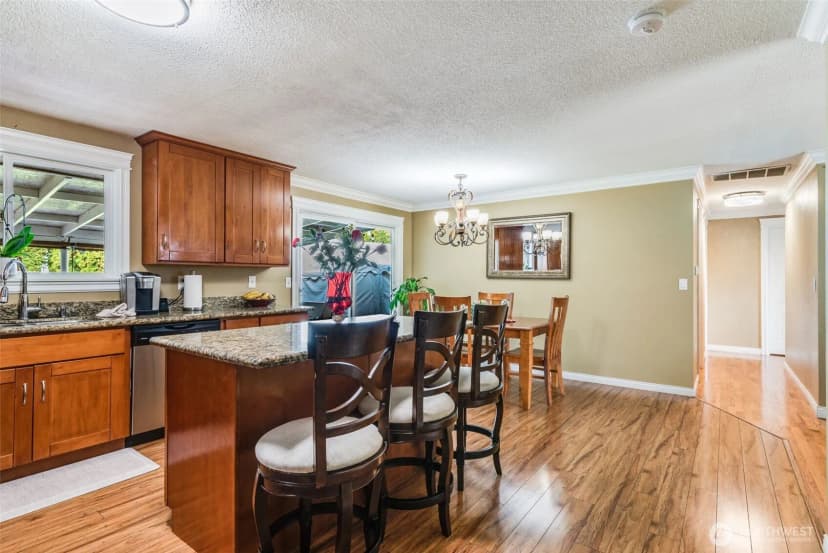 Property photo for 1024 21st Street Nw, Puyallup photo 14