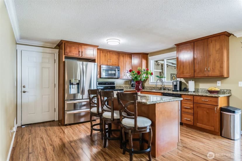 Property photo for 1024 21st Street Nw, Puyallup photo 12