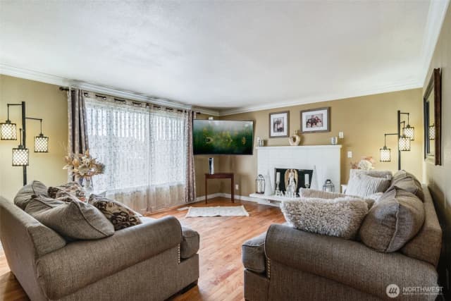 Property photo for 1024 21st Street Nw, Puyallup photo 4