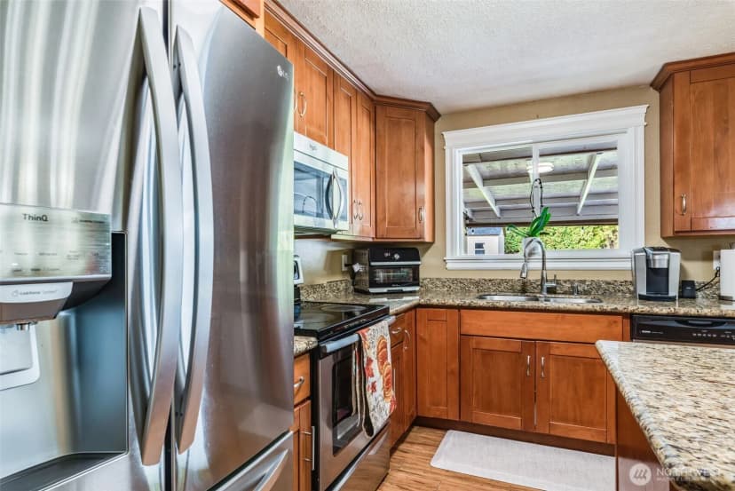 Property photo for 1024 21st Street Nw, Puyallup photo 10
