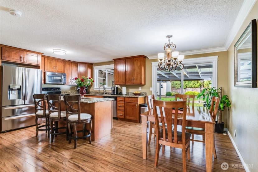 Property photo for 1024 21st Street Nw, Puyallup photo 13