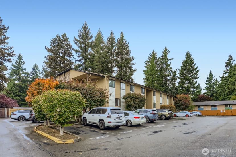 Property photo for 16200 Ne 12th Court #d-53, Bellevue photo 2