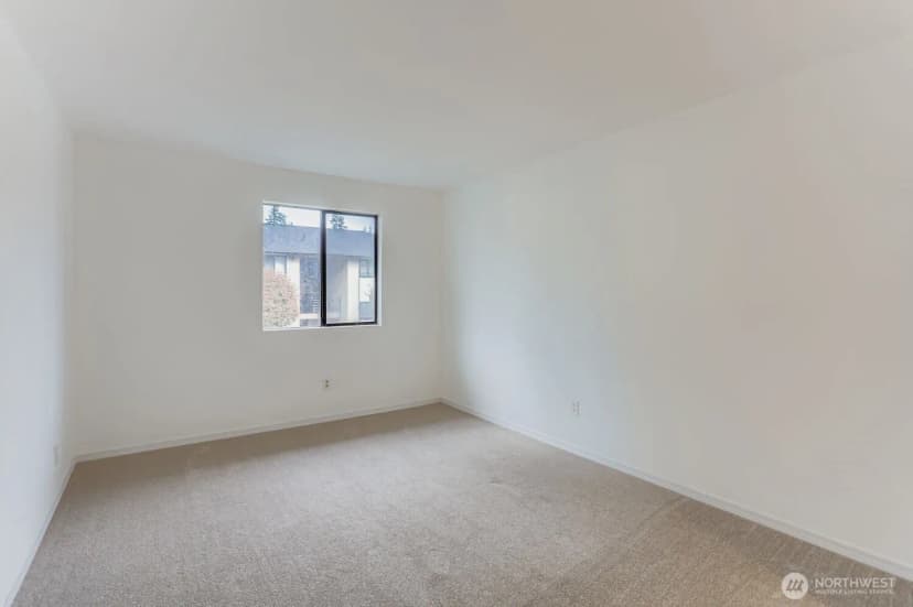 Property photo for 16200 Ne 12th Court #d-53, Bellevue photo 11