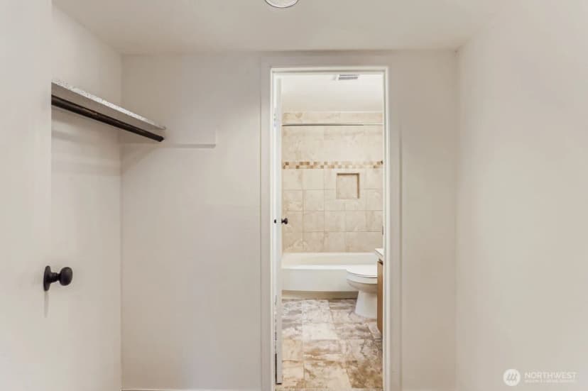 Property photo for 16200 Ne 12th Court #d-53, Bellevue photo 18