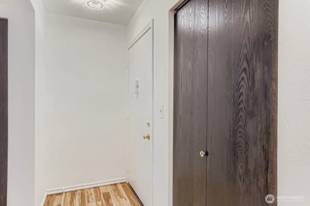 Property photo for 16200 Ne 12th Court #d-53, Bellevue photo 4