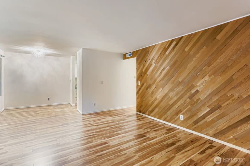 Property photo for 16200 Ne 12th Court #d-53, Bellevue photo 7