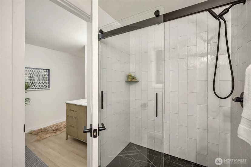 Property photo for 6560 Fletcher Bay Road Ne, Bainbridge Island photo 21