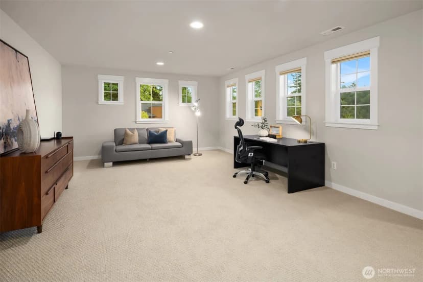 Property photo for 9934 Ne 162nd Street, Bothell photo 19