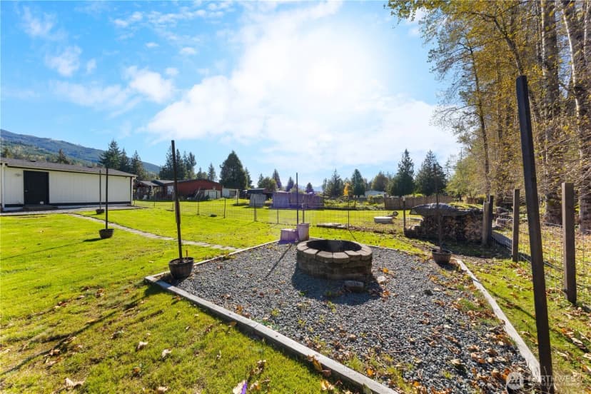 Property photo for 5046 Aerie Lane, Sedro Woolley photo 33