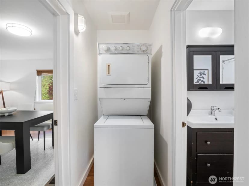 Property photo for 11640 59th Avenue S, Seattle photo 14