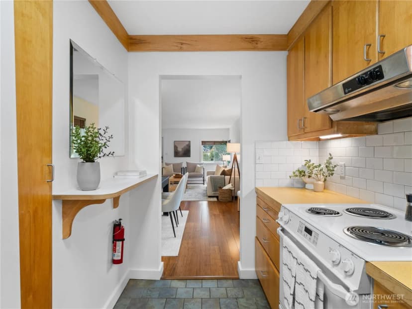 Property photo for 11640 59th Avenue S, Seattle photo 17