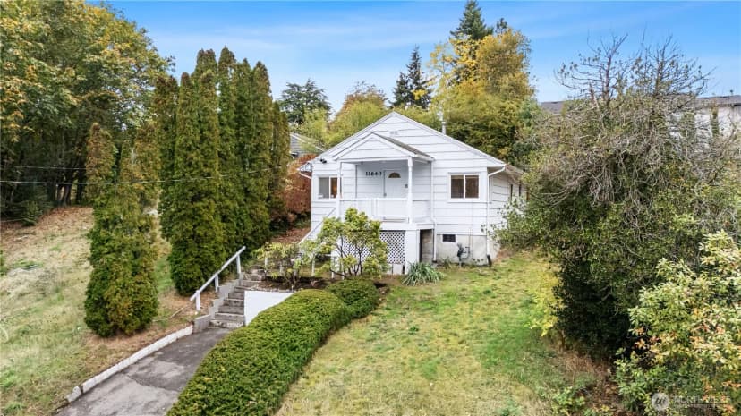 Property photo for 11640 59th Avenue S, Seattle photo 32