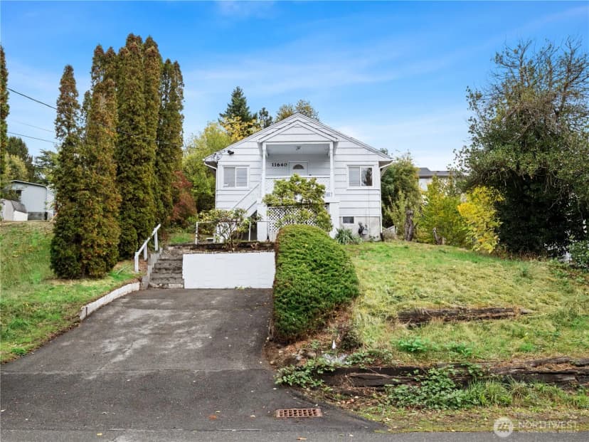 Property photo for 11640 59th Avenue S, Seattle photo 27