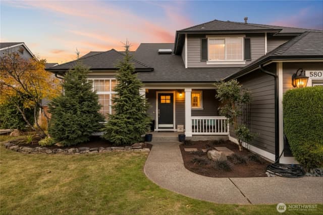 Property photo for 580 Se 8th Street, North Bend