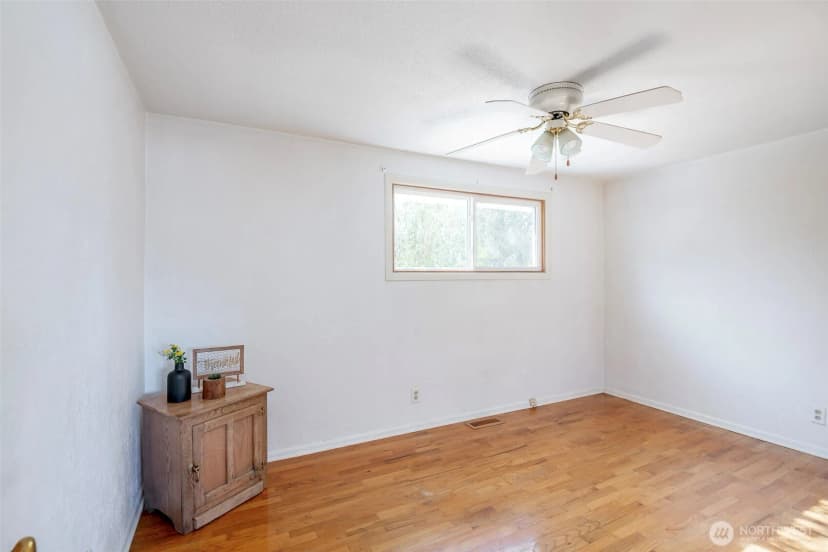 Property photo for 1222 120th Street S, Tacoma photo 17