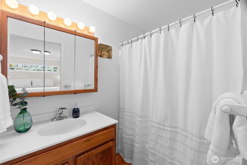 Property photo for 11744 Crockett Street Sw, Olympia photo 36