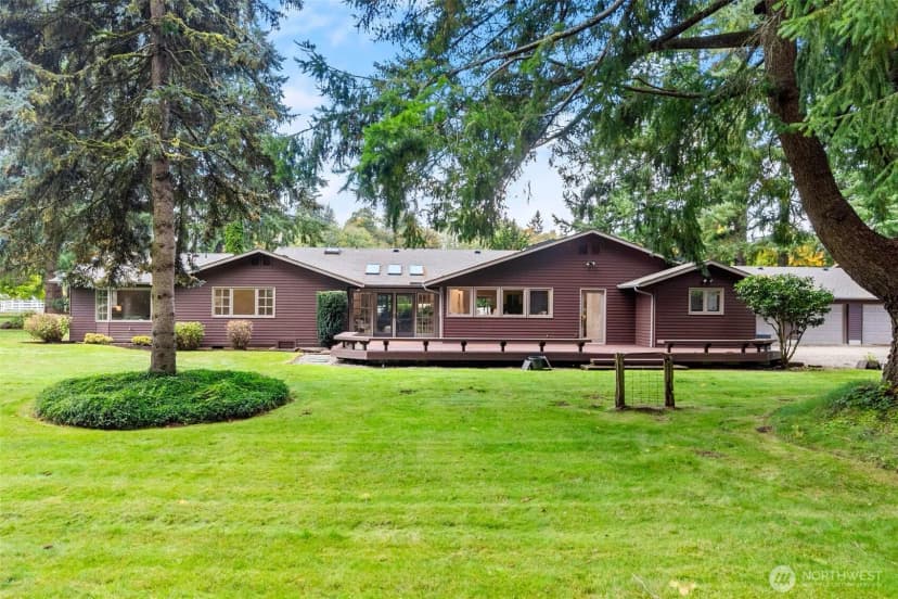 Property photo for 11744 Crockett Street Sw, Olympia photo 15