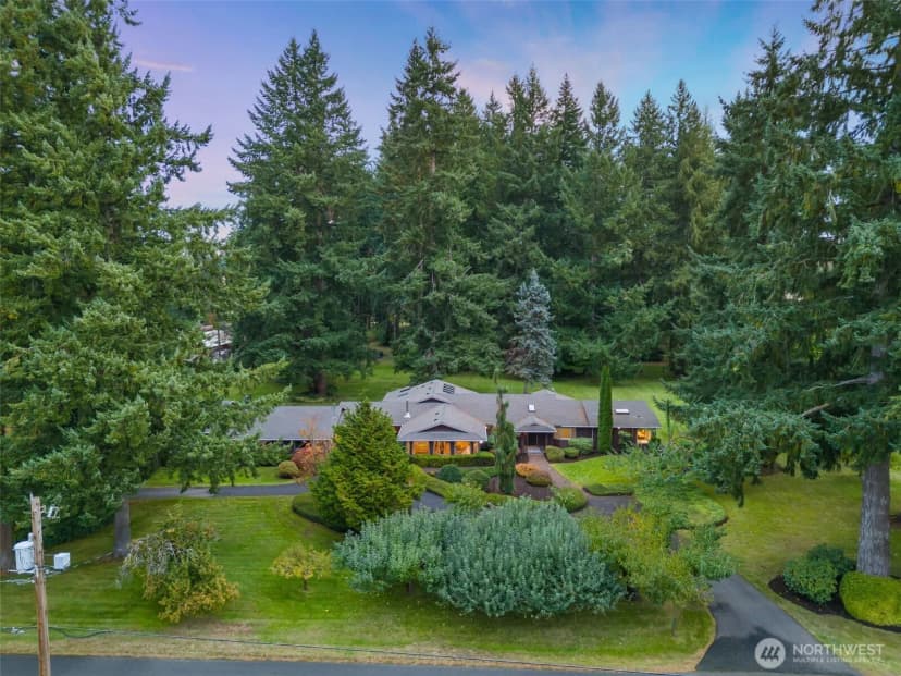 Property photo for 11744 Crockett Street Sw, Olympia photo 3