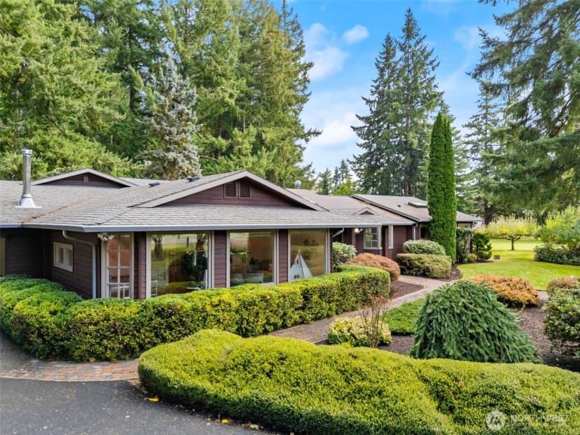 Property photo for 11744 Crockett Street Sw, Olympia photo 4