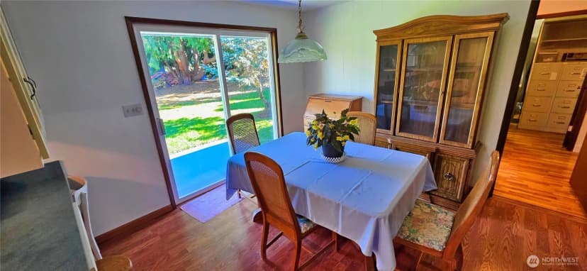 Property photo for 2200 Ontario, Bellingham photo 15