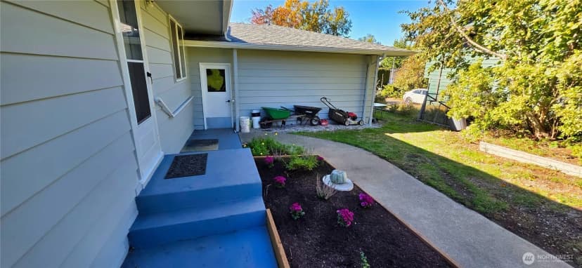 Property photo for 2200 Ontario, Bellingham photo 30