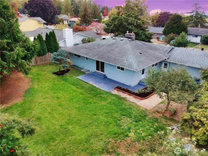 Property photo for 2200 Ontario, Bellingham photo 2
