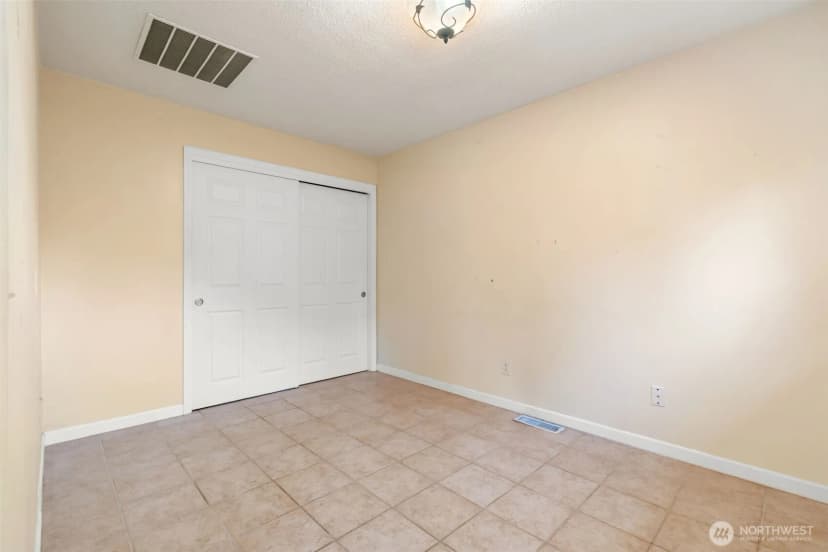 Property photo for 1612 College Street Ne, Olympia photo 16